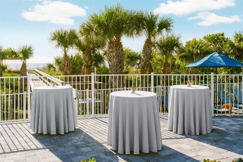 DoubleTree by Hilton Hotel Cocoa Beach Oceanfront - image 7
