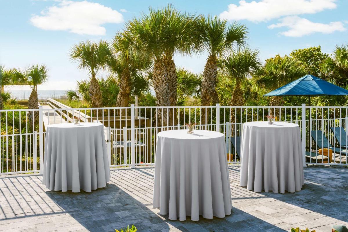 DoubleTree by Hilton Hotel Cocoa Beach Oceanfront - image 7