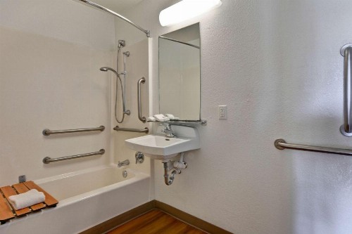 Motel 6-Cocoa Beach FL - image 20