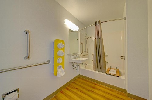 Motel 6-Cocoa Beach FL - image 37