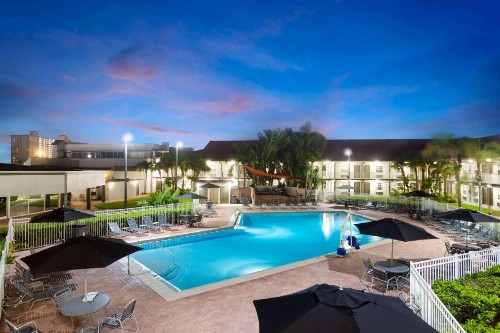 La Quinta Inn by Wyndham Cocoa Beach-Port Canaveral - image 22