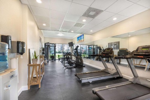 Best Western Cocoa Beach Hotel & Suites - image 12