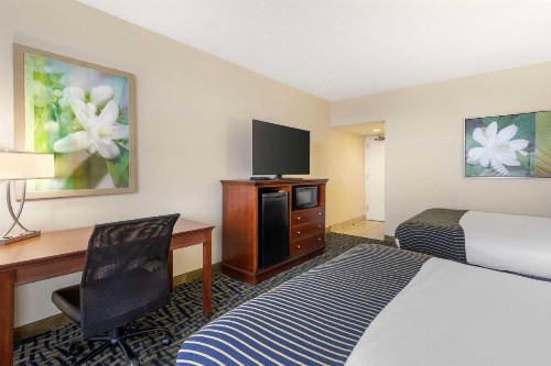 Best Western Cocoa Beach Hotel & Suites - image 20