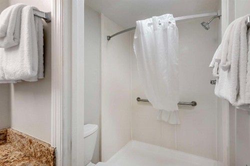 Best Western Cocoa Beach Hotel & Suites - image 25