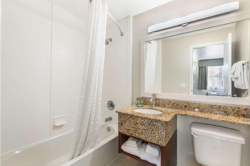 Best Western Cocoa Beach Hotel & Suites - image 32