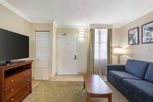 Best Western Cocoa Beach Hotel & Suites - image 33