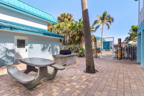 Best Western Cocoa Beach Hotel & Suites - image 9