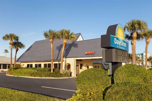 Days Inn by Wyndham Cocoa Beach Port Canaveral - image 21