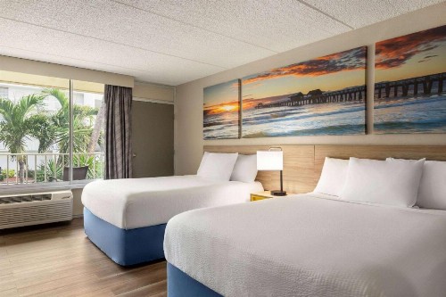 Days Inn by Wyndham Cocoa Beach Port Canaveral - image 3