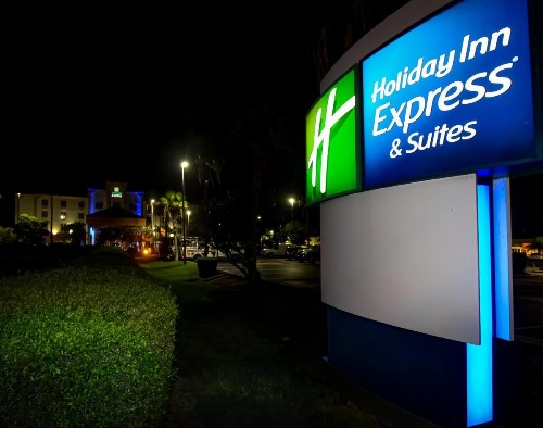 Holiday Inn Express Hotel & Suites Cocoa Beach an IHG Hotel - image 25