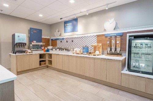 Holiday Inn Express Hotel & Suites Cocoa Beach an IHG Hotel - image 26