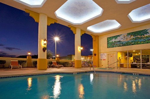 Holiday Inn Express Hotel & Suites Cocoa Beach an IHG Hotel - image 9