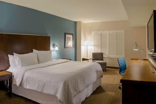 Four Points by Sheraton Cocoa Beach - image 12