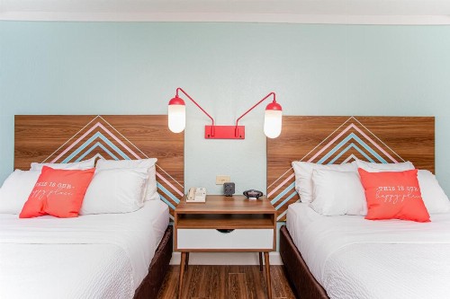Beachside Hotel and Suites - image 46