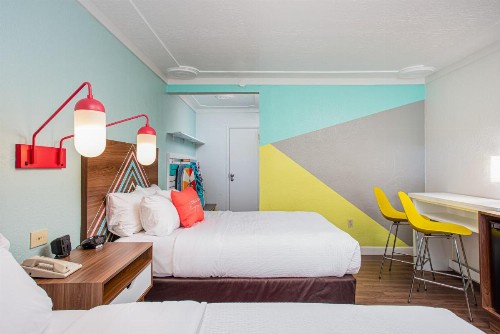 Beachside Hotel and Suites - image 49