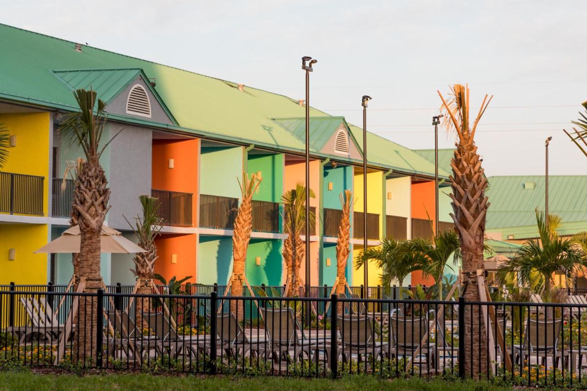 Beachside Hotel and Suites - image 5