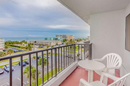 Beachside Hotel and Suites - image 7
