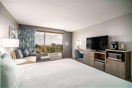 La Quinta by Wyndham Cocoa Beach Oceanfront - image 33
