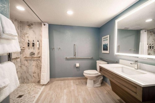 La Quinta by Wyndham Cocoa Beach Oceanfront - image 36