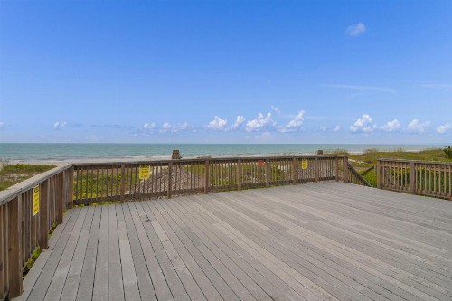 Anthony's on the Beach - image 39