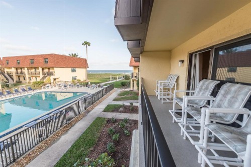Cocoa Beach Club - image 27