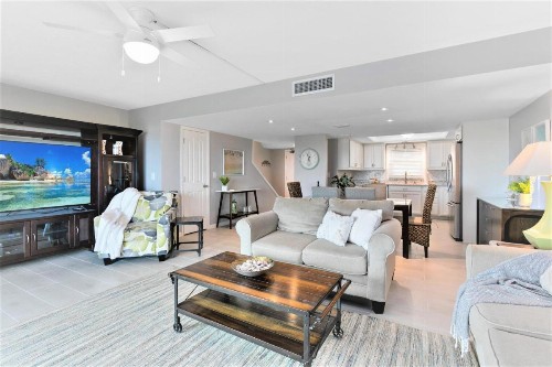 Cocoa Beach Club - image 28