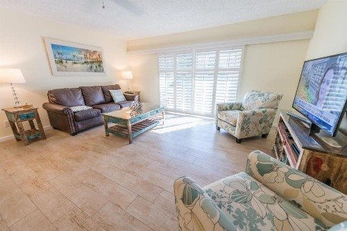 Cocoa Beach Club - image 29