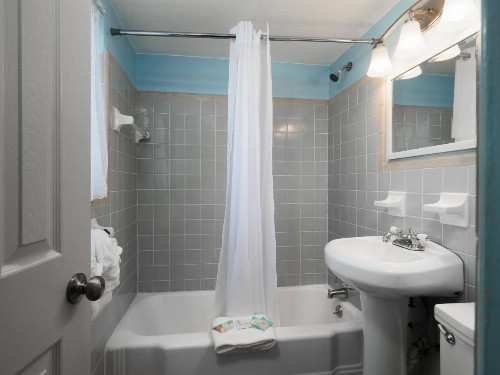 South Beach Inn - Cocoa Beach - image 12