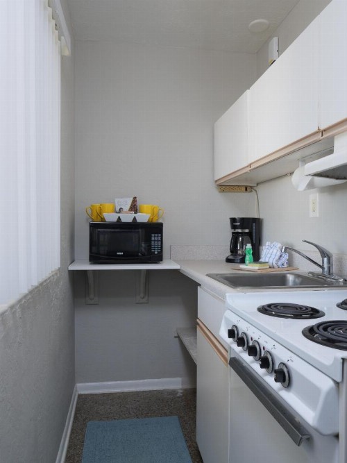 South Beach Inn - Cocoa Beach - image 17