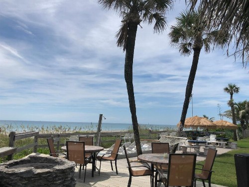 Surf Studio Beach Resort - image 10