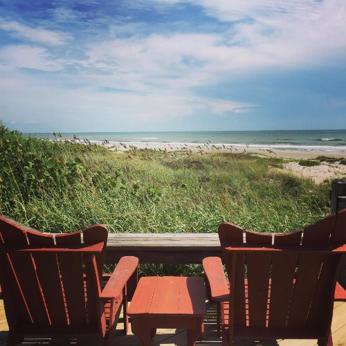 Surf Studio Beach Resort - image 20