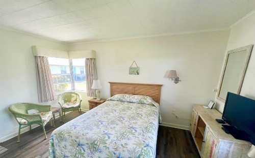 Surf Studio Beach Resort - image 35