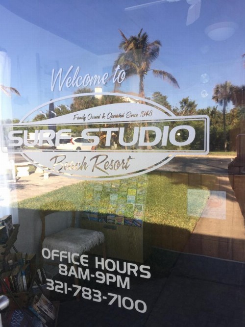 Surf Studio Beach Resort - image 4