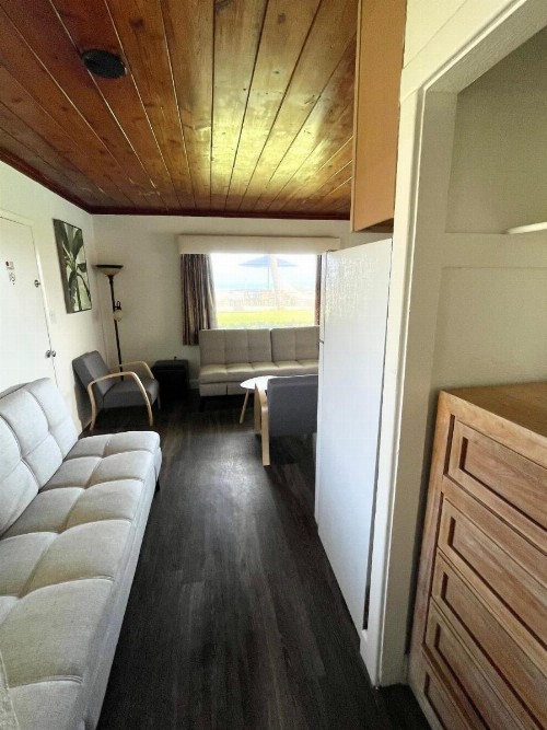 Surf Studio Beach Resort - image 40