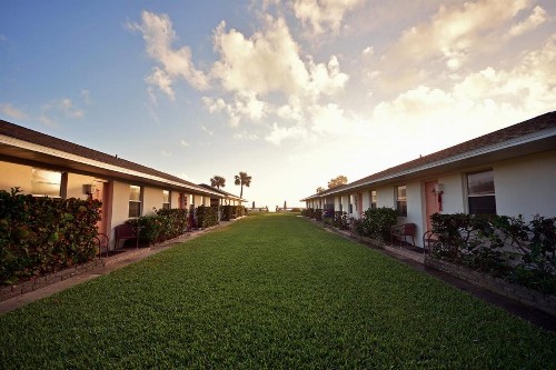 Surf Studio Beach Resort - image 47