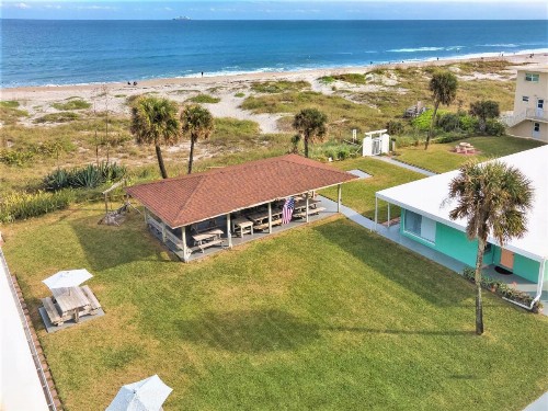 Sea Aire Motel - image 1