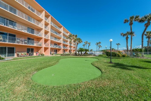 Cocoa Beach Towers - image 23