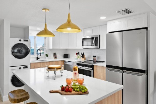Cocoa Beach Towers - image 30