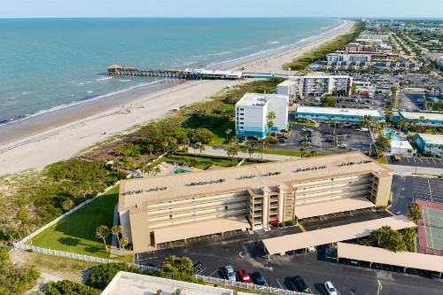 Cocoa Beach Towers - image 35