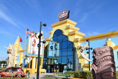 Cocoa Beach Towers - image 37