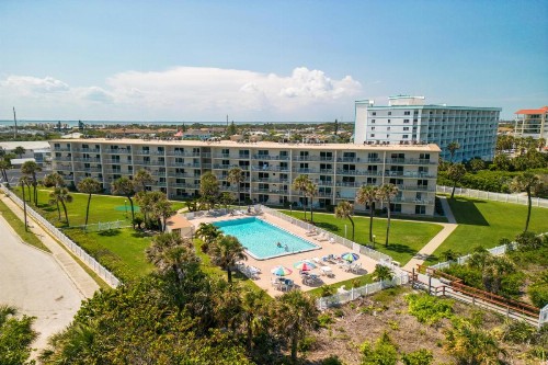 Cocoa Beach Towers - image 41
