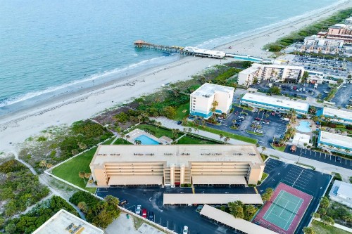Cocoa Beach Towers - image 42