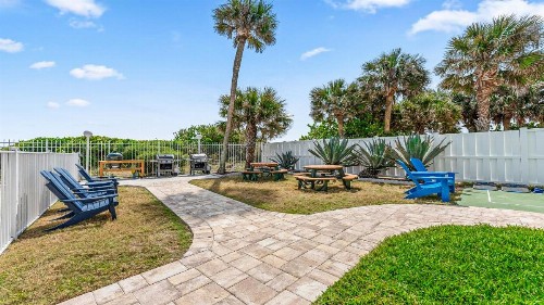 Chateau by the Sea - image 21