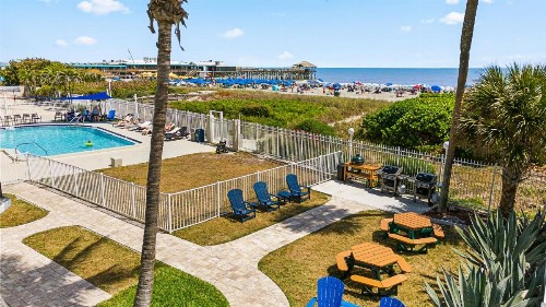 Chateau by the Sea - image 41