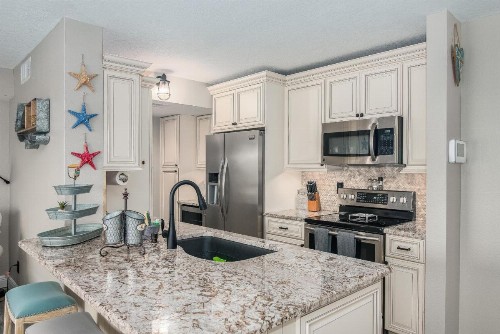 Sea Oats Condos - image 6