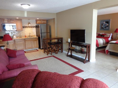 Days Inn by Wyndham Cocoa Cruiseport West At I-95/524 - image 38