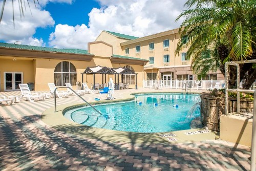 Holiday Inn Express Hotel & Suites Cocoa an IHG Hotel - image 24