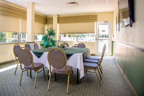 Holiday Inn Express Hotel & Suites Cocoa an IHG Hotel - image 34
