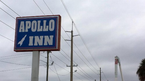Apollo Inn - Cocoa - image 12