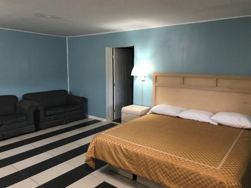 Apollo Inn - Cocoa - image 7